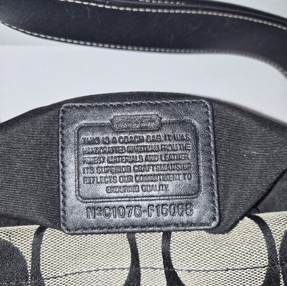 Coach Black and Grey Signature Shoulder Bag - Picture 7 of 12